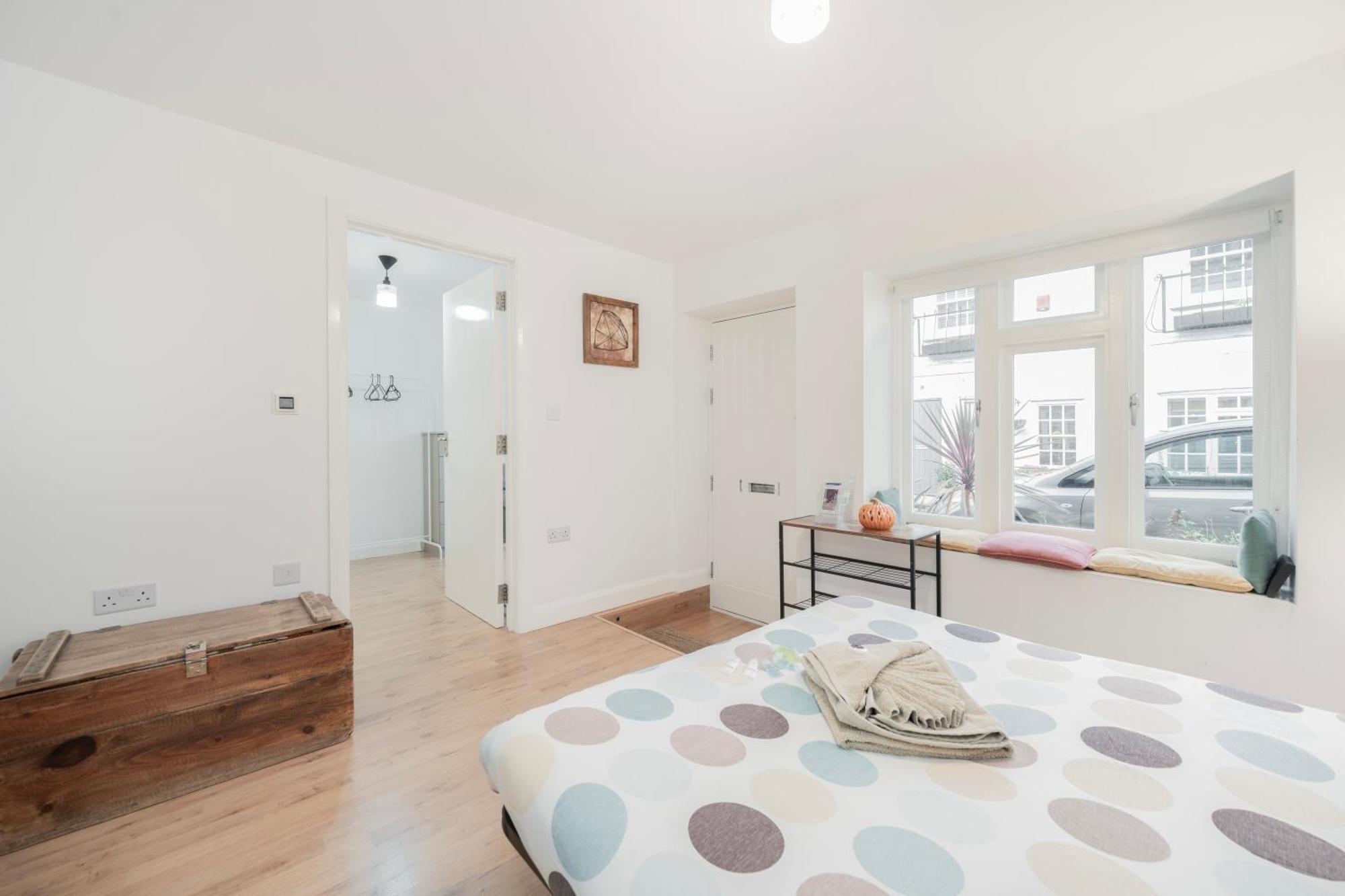 Modern One Bedroom Flat In Apartamento *