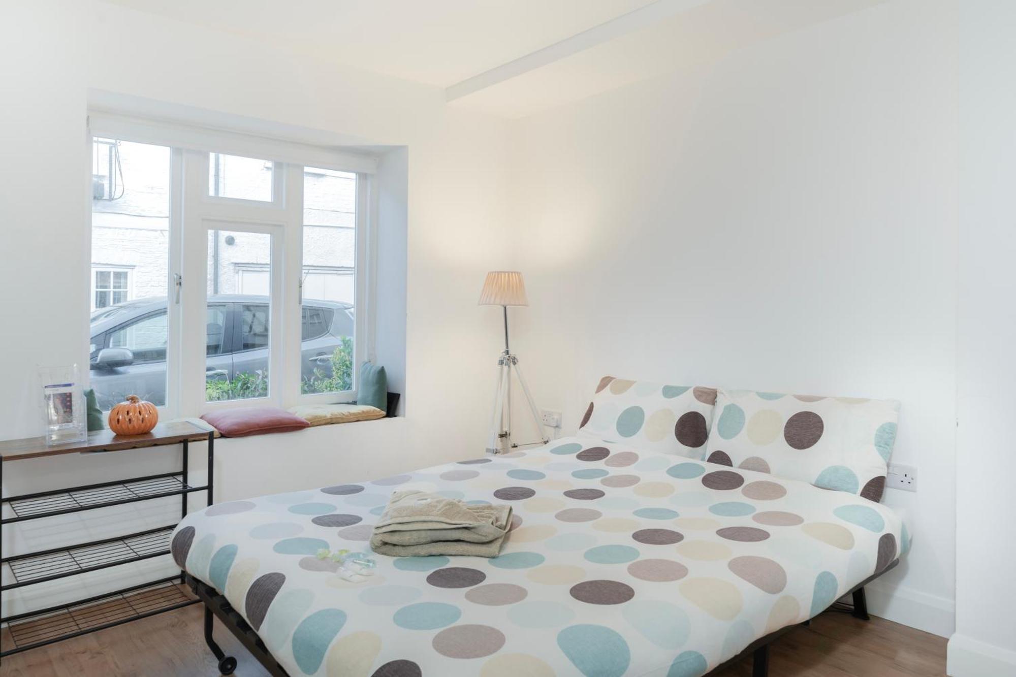Modern One Bedroom Flat In Apartamento Londres